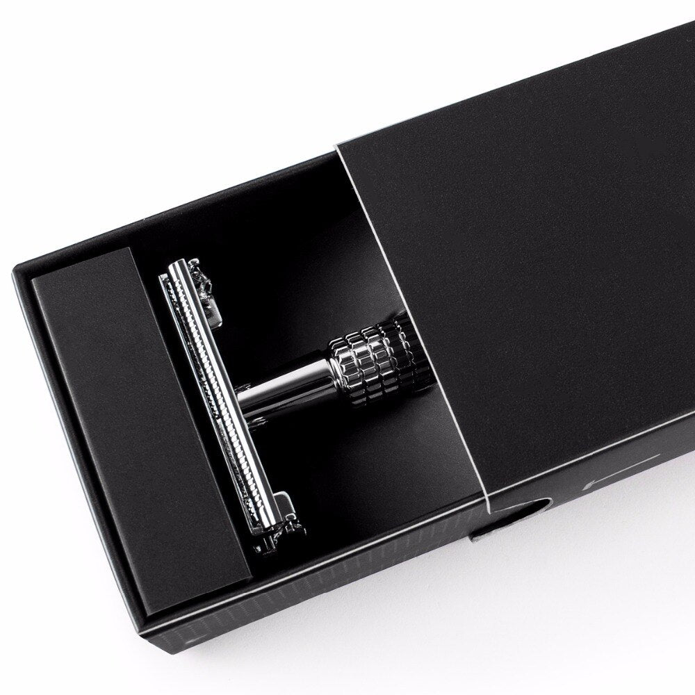 Qshave Double Edge Safety Razor Long Handle Butterfly Open Classic Safety Razor silver color, 1 Handle & 5 blades